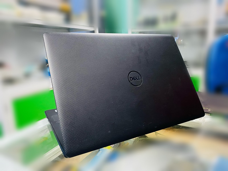 Laptop Dell vostro 3590 core i5